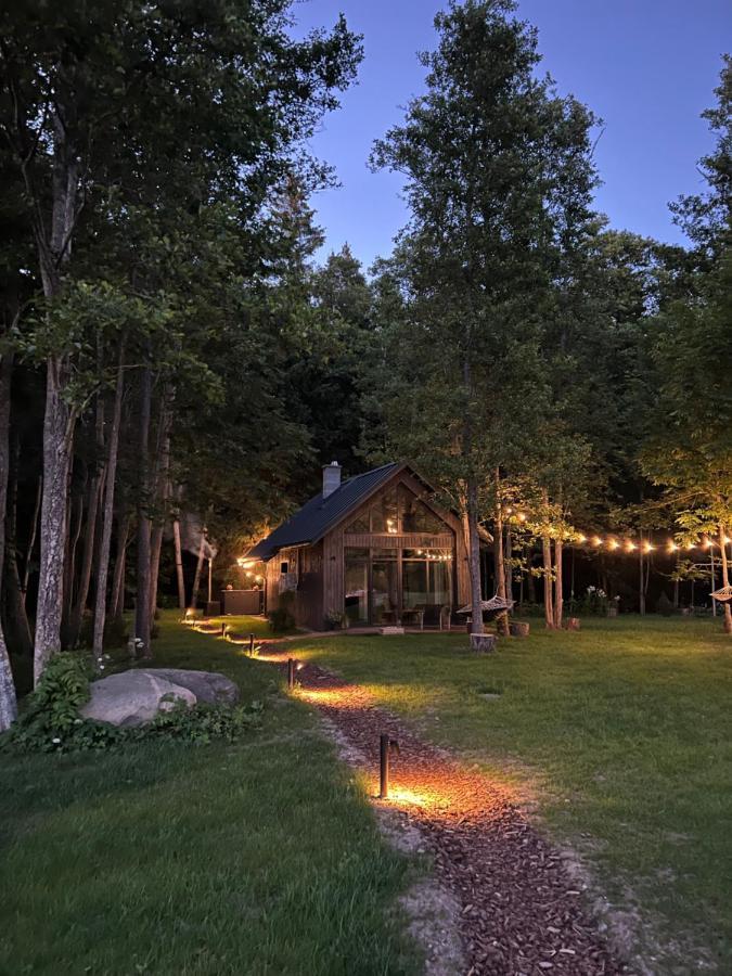 Guest House Garoza Tuja Bagian luar foto